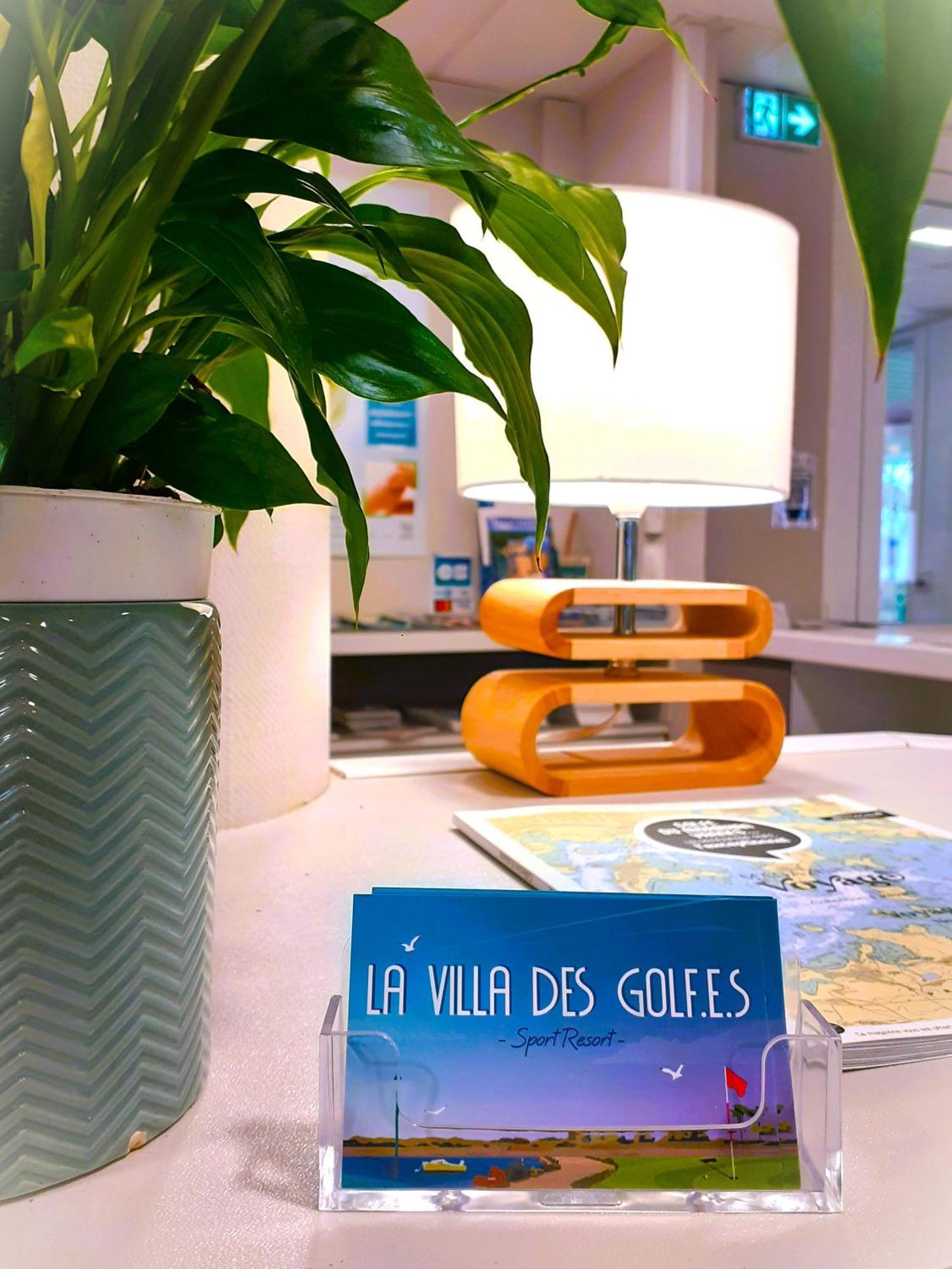 La Villa Des Golf.E.S Theix エクステリア 写真